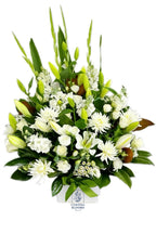 CLASSIC WHITE ARRANGEMENT