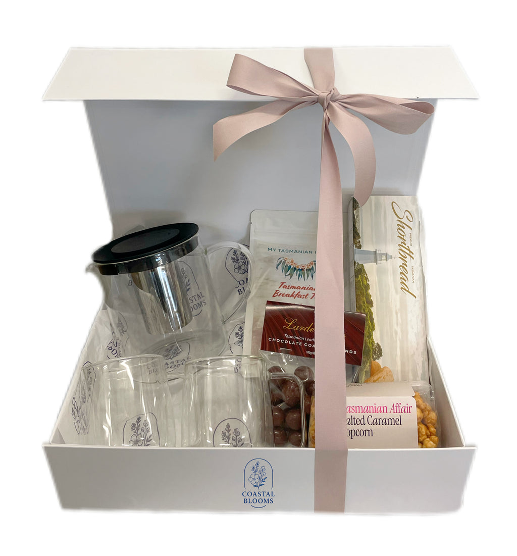 TEA HAMPER